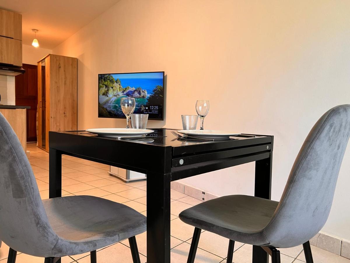 Le Ti Canbou - Studio - Pres De La Plage -By Sister Home Saint-Gilles-les Bains Εξωτερικό φωτογραφία